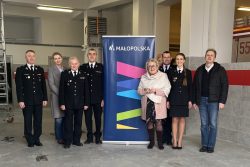 Nowa posadzka w garażach Nowa posadzka w garażach